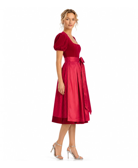 Alpenherz Samtdirndl Mona in Rot mit Puffarm – Freisteller Vorderseite– bei Dresscoded leihen