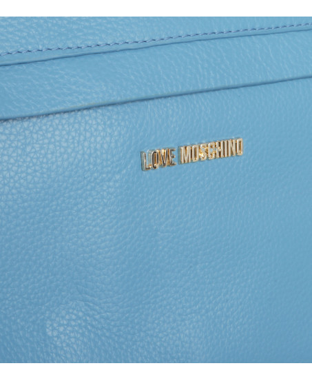 Lederclutch mit goldenen Nieten in Hellblau