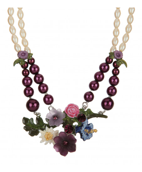 Trendiges Blumencollier in Lila