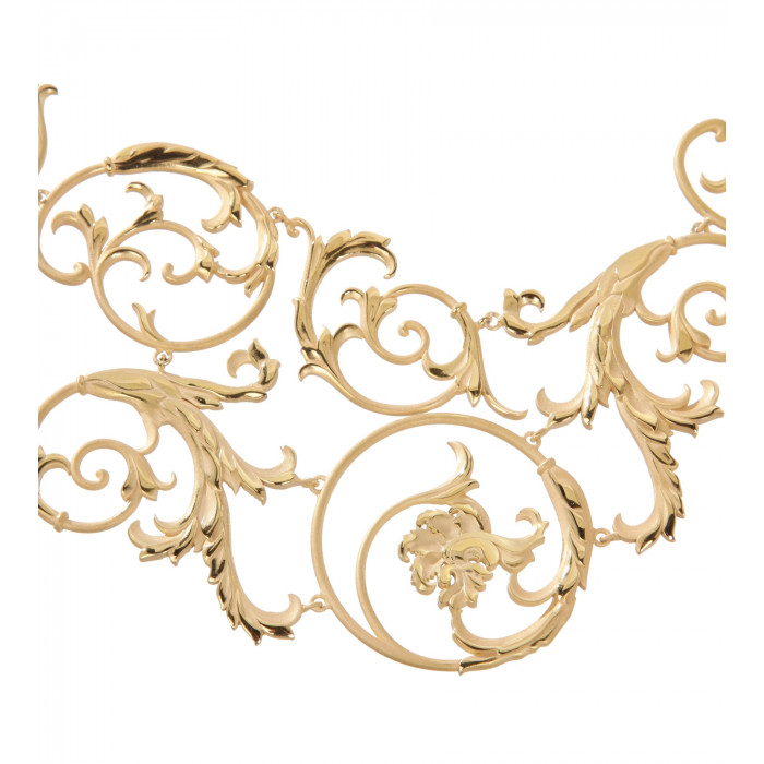 Glieder-Collier mit großem Schnörkel-Dekor