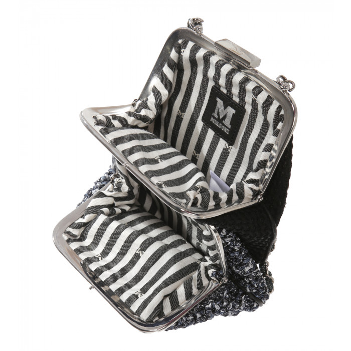 Häkeltasche mit Kette in Blau