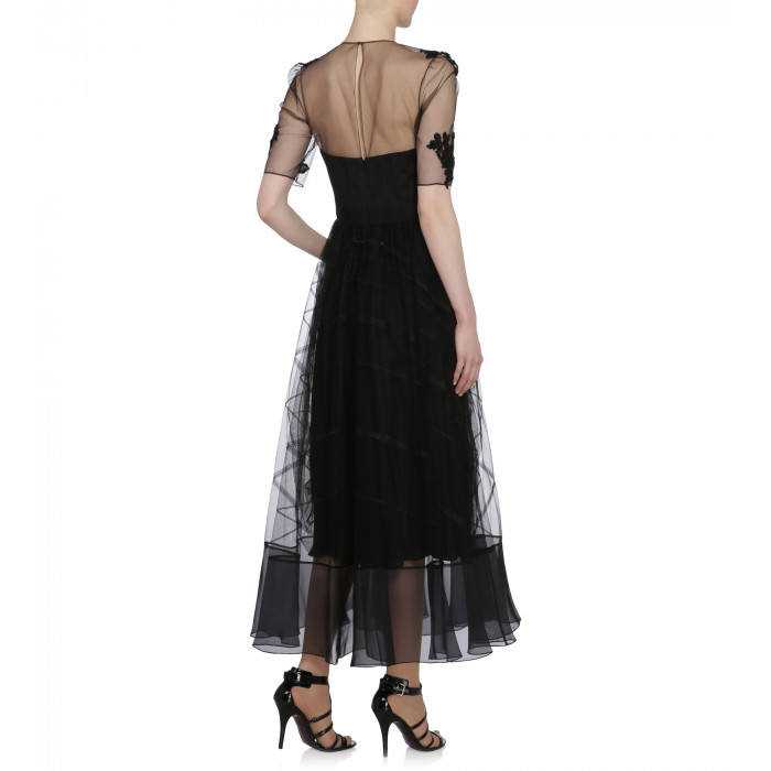 Edles Spitzen-Abendkleid in schwarz mit Bestickung