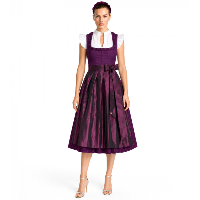 Edles Alpenherz Dirndl Mara in Lila – Freisteller Frontansicht, Designer-Dirndl bei Dresscoded mieten