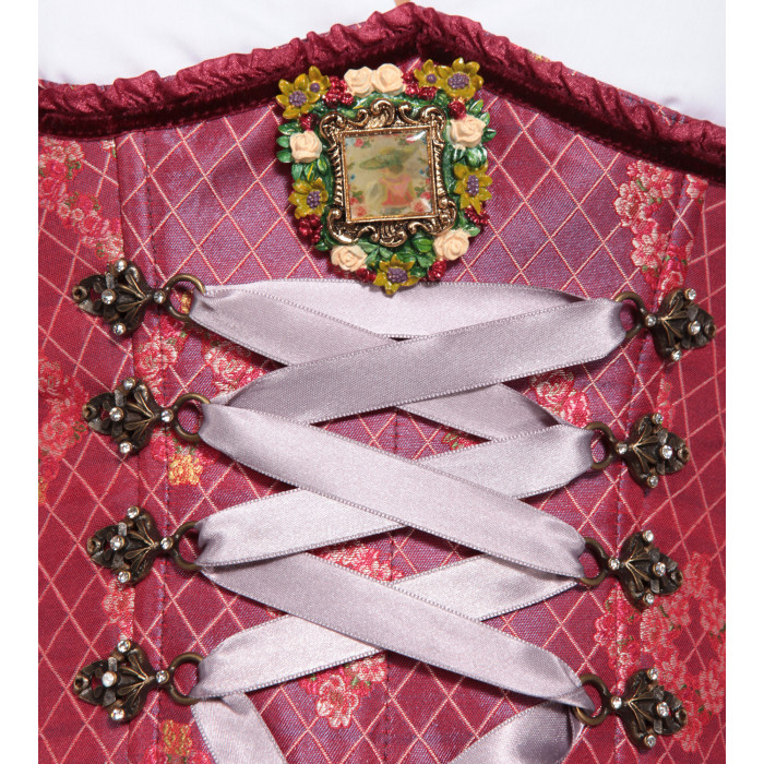 Dirndl in Pink mit Ornamenten