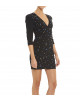 Schwarzes Minikleid mit Schmucksteinen