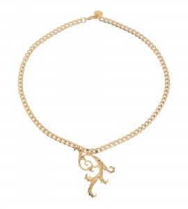 Goldene Gliederkette mit Anhänger
