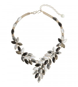 Collier mit edlen Kristallen
